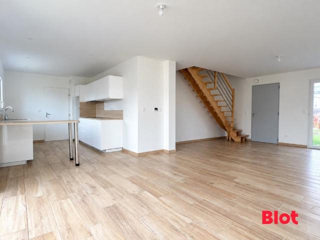 Maison 7 pièces 140 m²