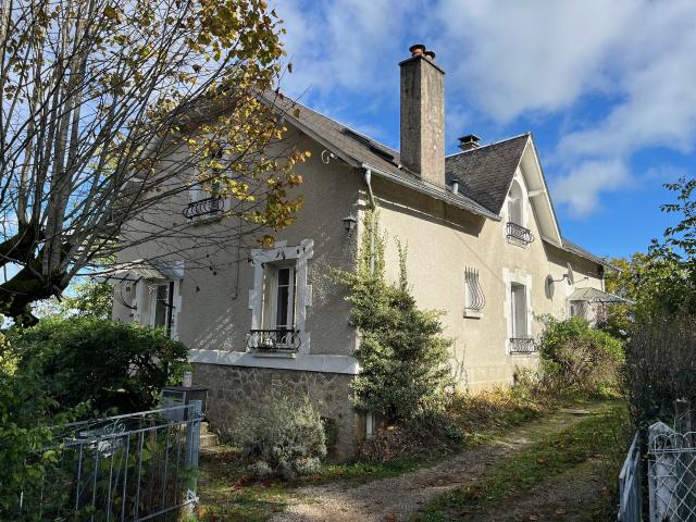 Maison 7 pièces 141 m²