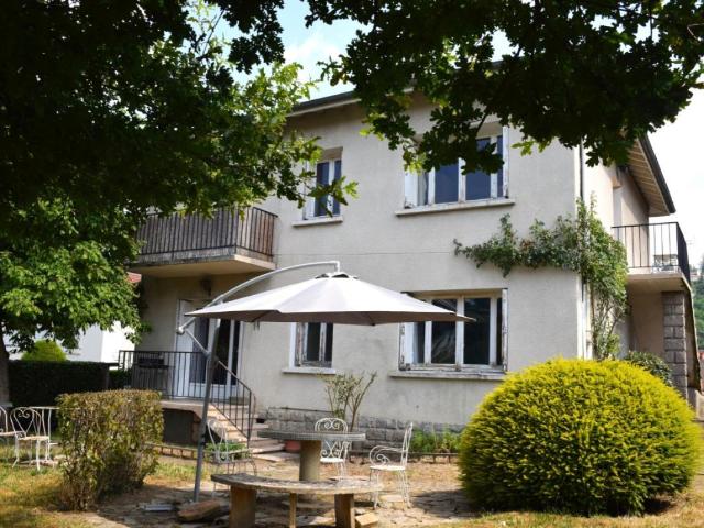 Maison 7 pièces 141 m²