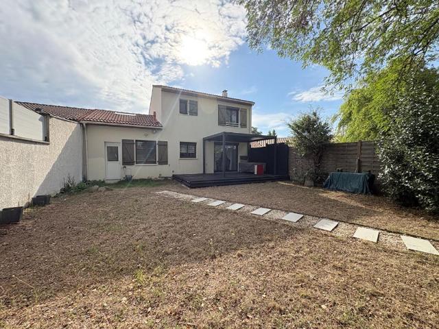 Maison 7 pièces 141 m²