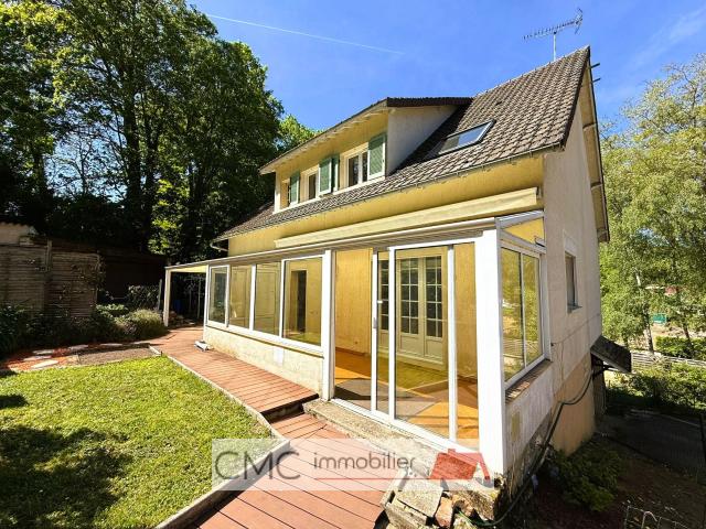 Maison 7 pièces 141 m²