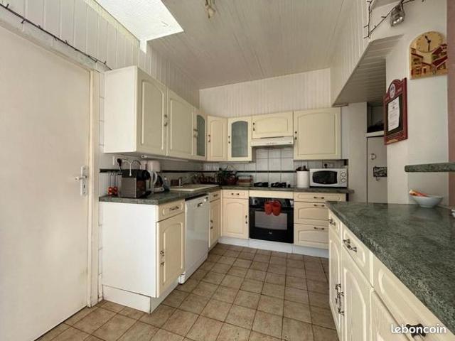 Maison 7 pièces 141 m²