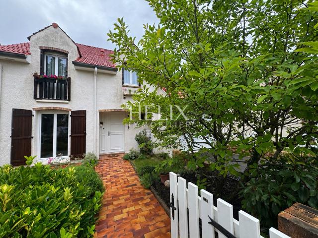 Maison 7 pièces 141 m²