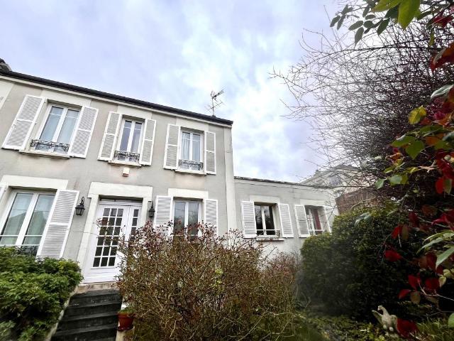 Maison 7 pièces 142 m²