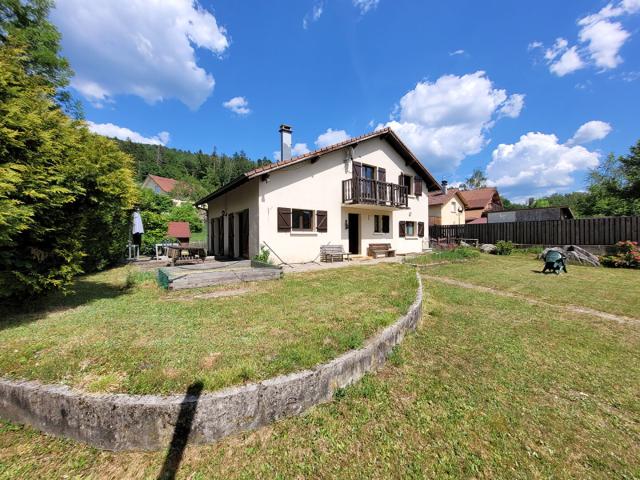 Maison 7 pièces 142 m²