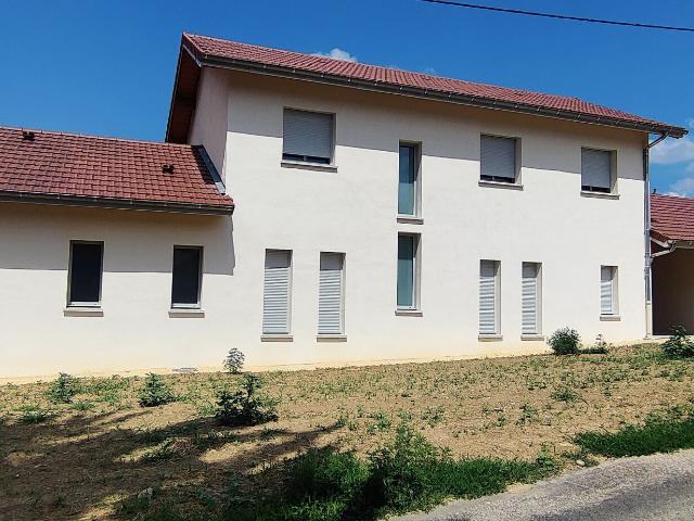 Maison 7 pièces, 142 m² à louer à Charavines 38850