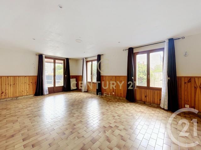 Maison 7 pièces 143 m²