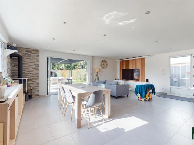 Maison 7 pièces 143 m²