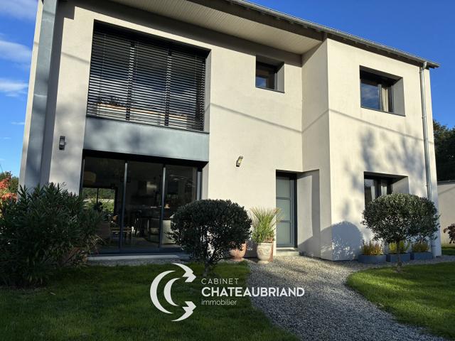 Maison 7 pièces 143 m²