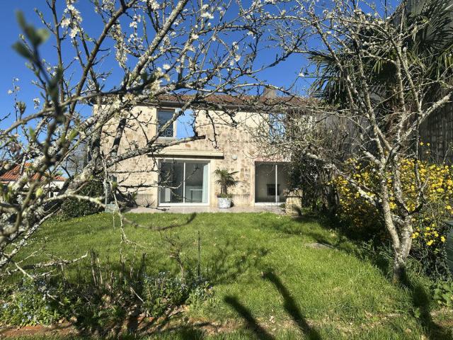 Maison 7 pièces 143 m²