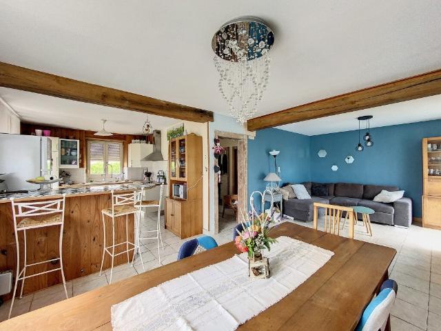Maison 7 pièces 143 m²