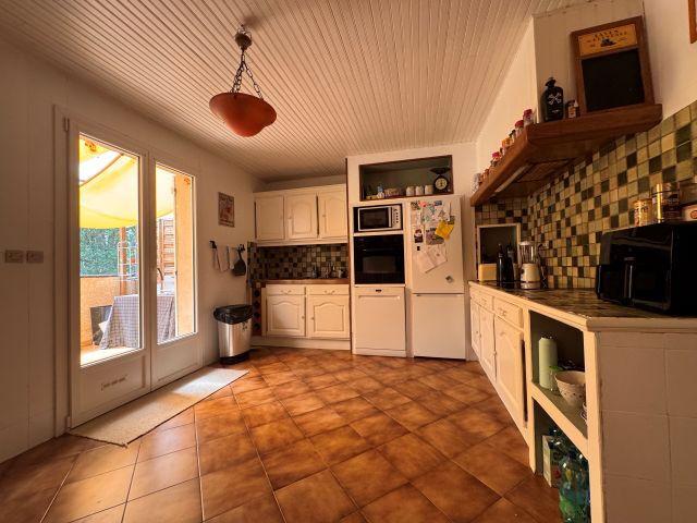 Maison 7 pièces, 143 m² à louer à Saint Paul lès Durance 13115