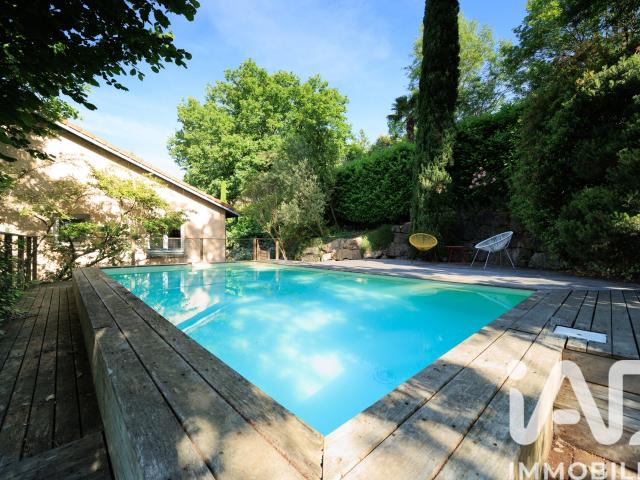 Maison 7 pièces 154 m²