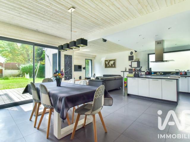 Maison 7 pièces 154 m²