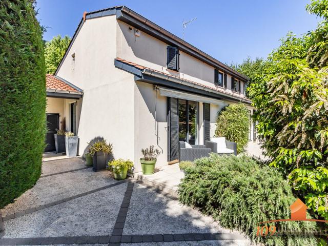 Maison 7 pièces 154 m²