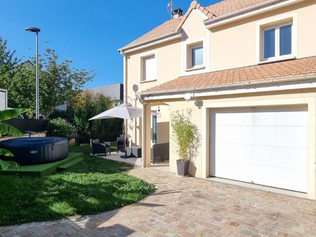 Maison 7 pièces 155 m²