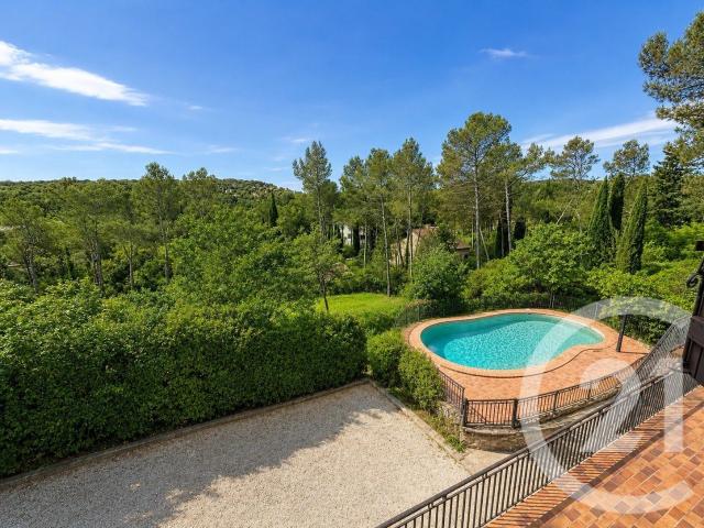 Maison 7 pièces 195 m²