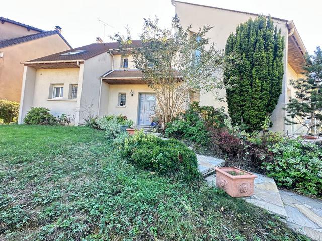 Maison 7 pièces 156 m²