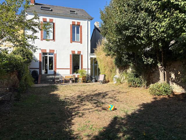 Maison 7 pièces 156 m²