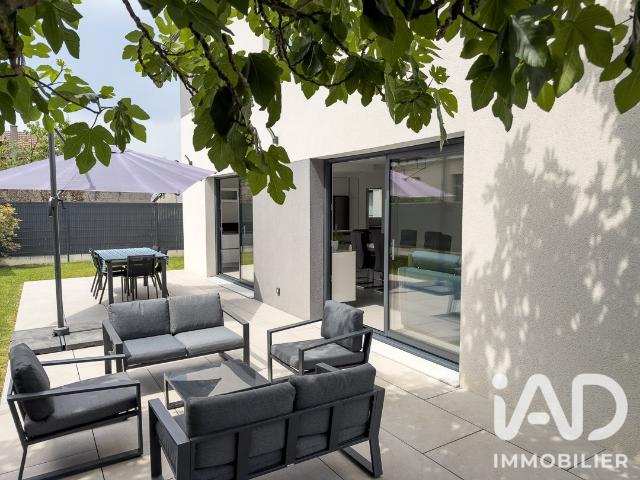 Maison 7 pièces 156 m²