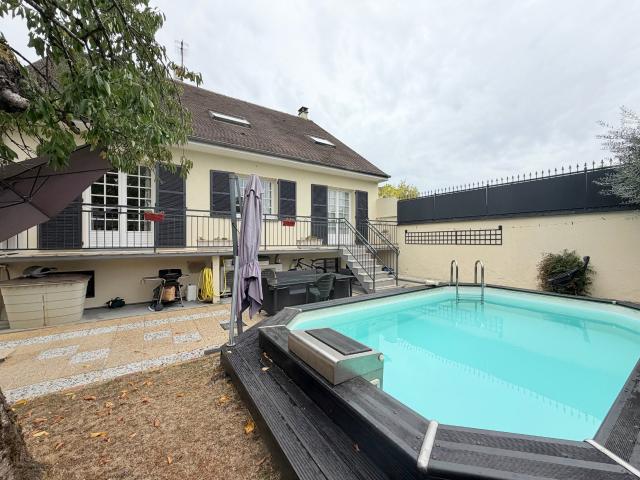 Maison 7 pièces 156 m²