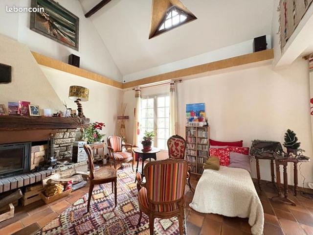 Maison 7 pièces 156 m²