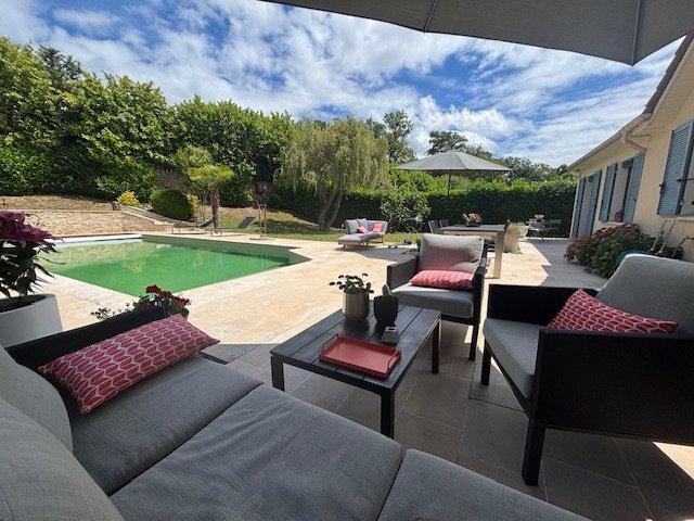 Maison 7 pièces 157 m²