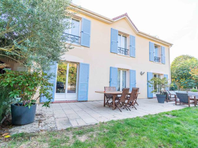 Maison 7 pièces 158 m²
