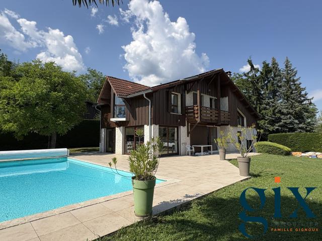 Maison 7 pièces 158 m²