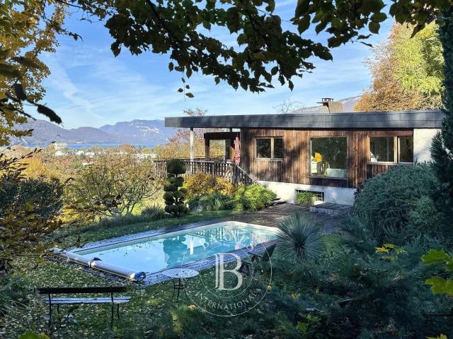 Maison 7 pièces 159 m²