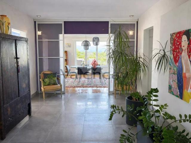 Maison 7 pièces 159 m²