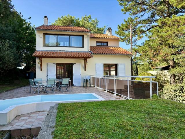 Maison 7 pièces 159 m²
