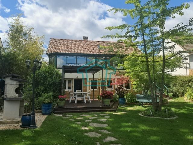Maison 7 pièces 159 m²
