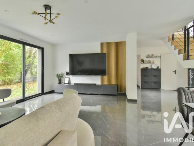 Maison 7 pièces 159 m²