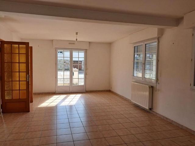 Maison 7 pièces, 159 m² à louer à Chevaigné 35250