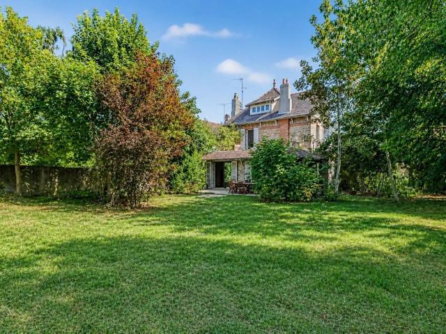 Maison 7 pièces 150 m²