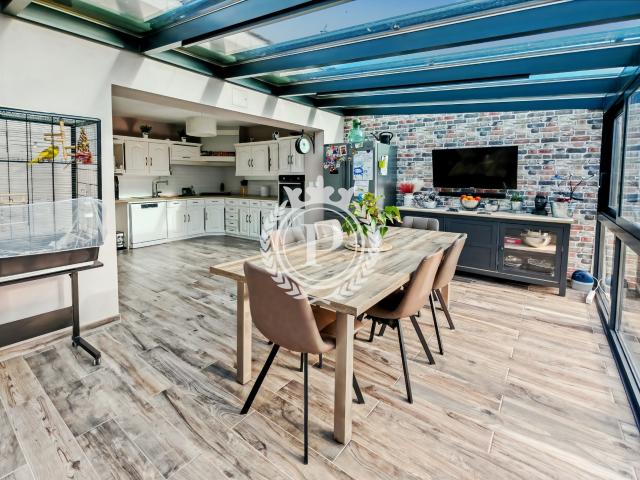 Maison 7 pièces 150 m²