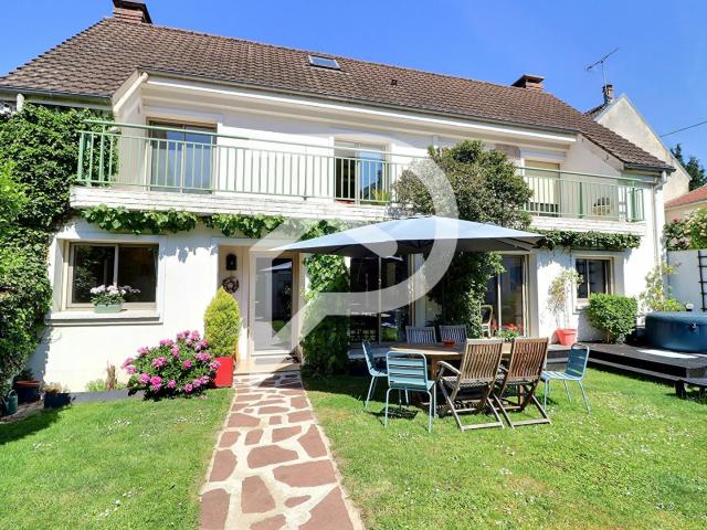Maison 7 pièces 150 m²