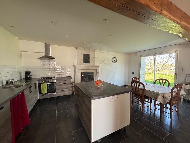 Maison 7 pièces 150 m²