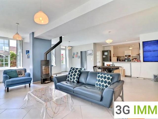 Maison 7 pièces 150 m²