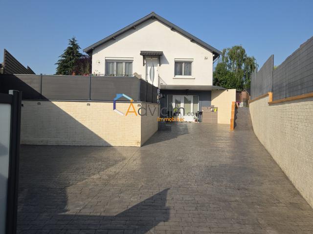 Maison 7 pièces 150 m²