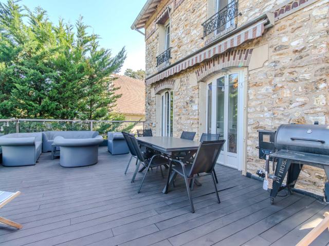 Maison 7 pièces 150 m²
