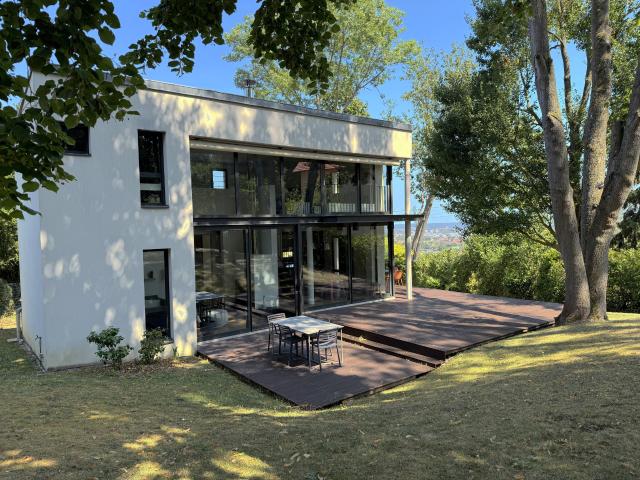 Maison 7 pièces 150 m²
