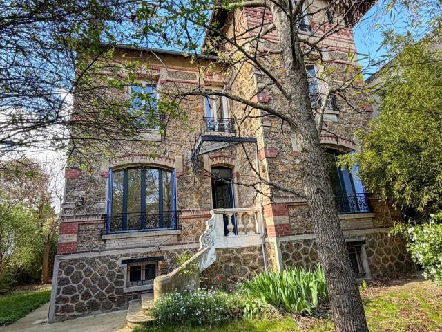 Maison 7 pièces 150 m²