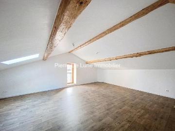 Maison 7 pièces, 150 m² à louer à Val d'Oingt 69620