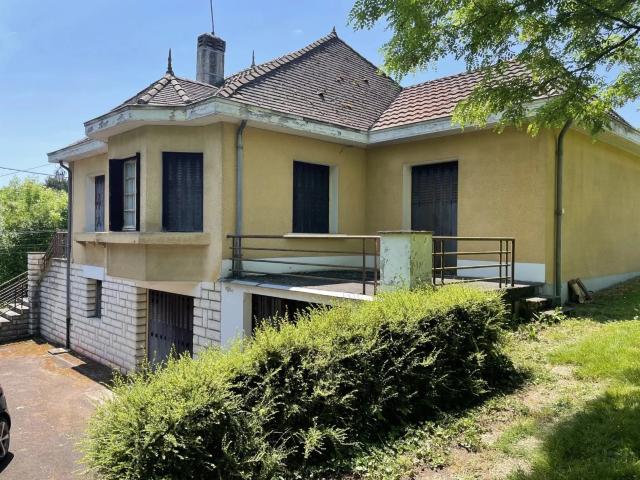 Maison 7 pièces 151 m²