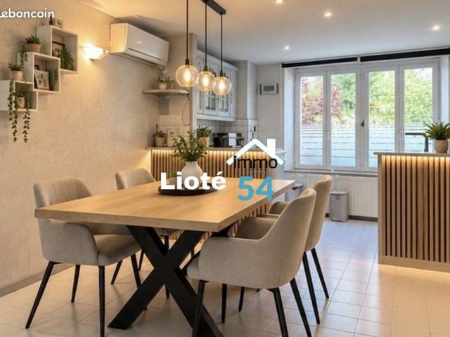 Maison 7 pièces 151 m²
