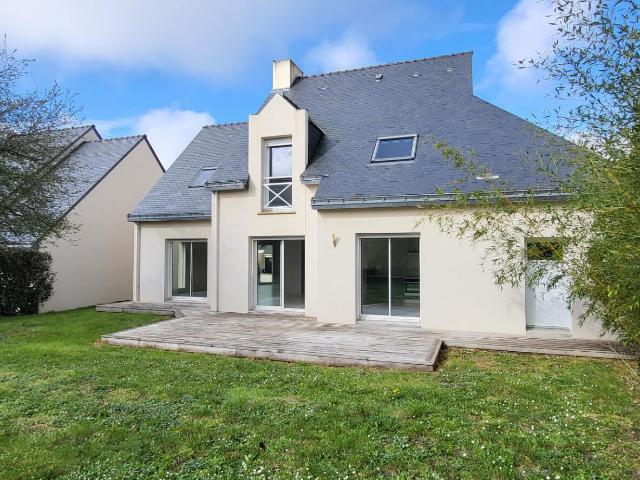 Maison 7 pièces 151 m²