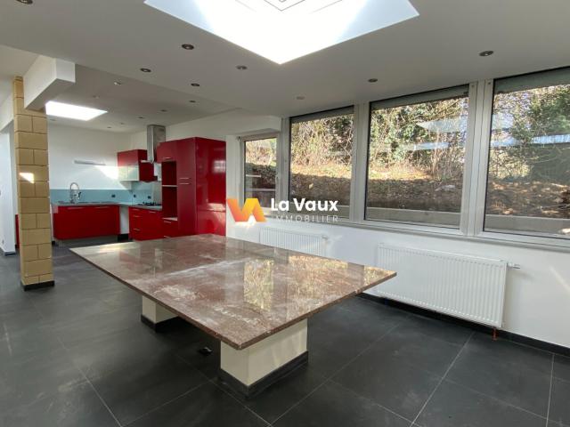 Maison 7 pièces 151 m²