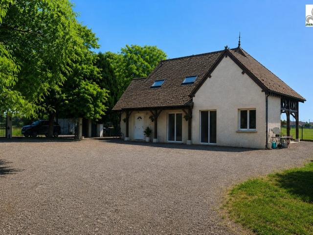 Maison 7 pièces 151 m²